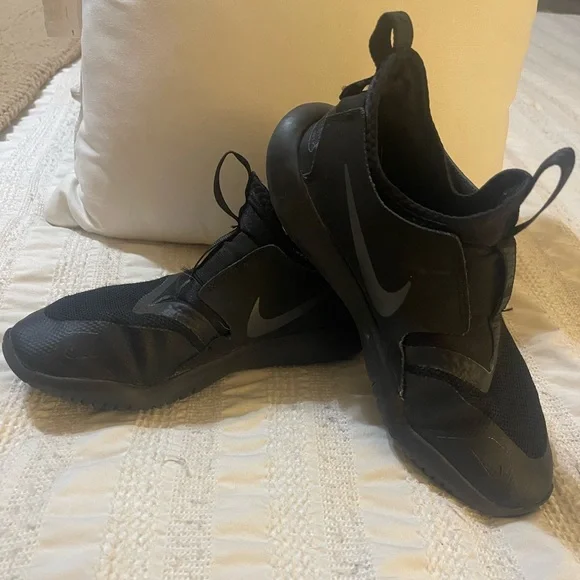 Nike Flex Runner Youth Shoes Size 4.5 - Picture 5 of 5